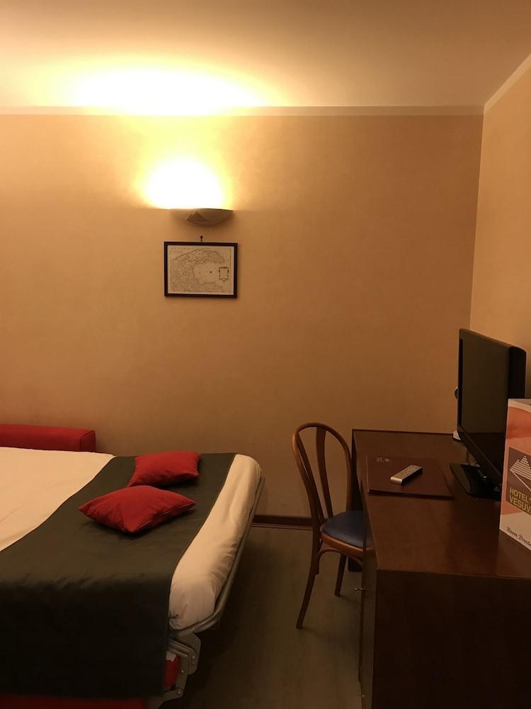 Hotel Vesuvio Lourdes Esterno foto