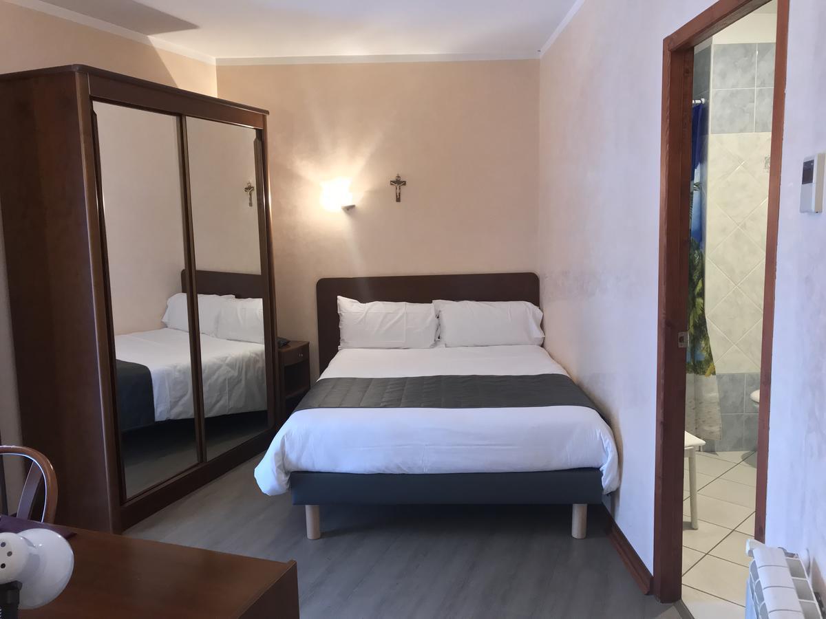 Hotel Vesuvio Lourdes Esterno foto