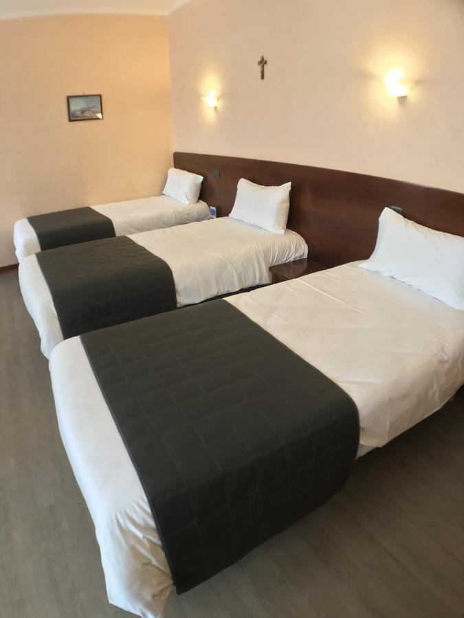 Hotel Vesuvio Lourdes Esterno foto