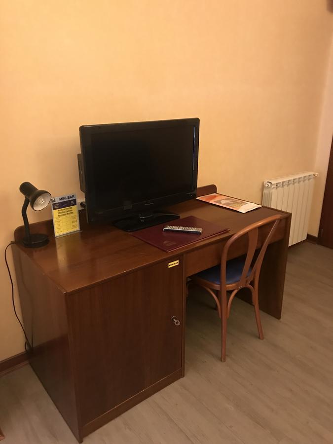 Hotel Vesuvio Lourdes Esterno foto