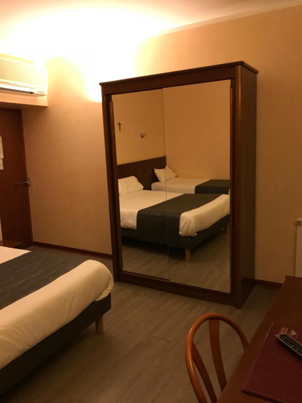 Hotel Vesuvio Lourdes Esterno foto